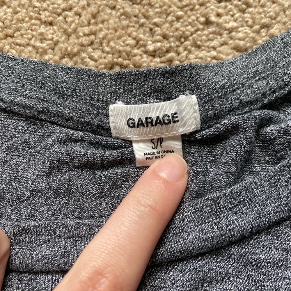 Garage grey basic tee - Picture 3 of 3